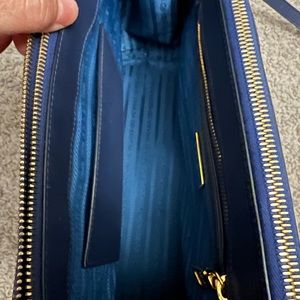 Prada saffiano lux color bluette